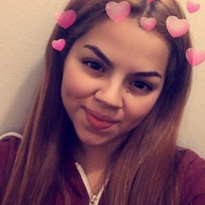 Meet your Posher, Araceli